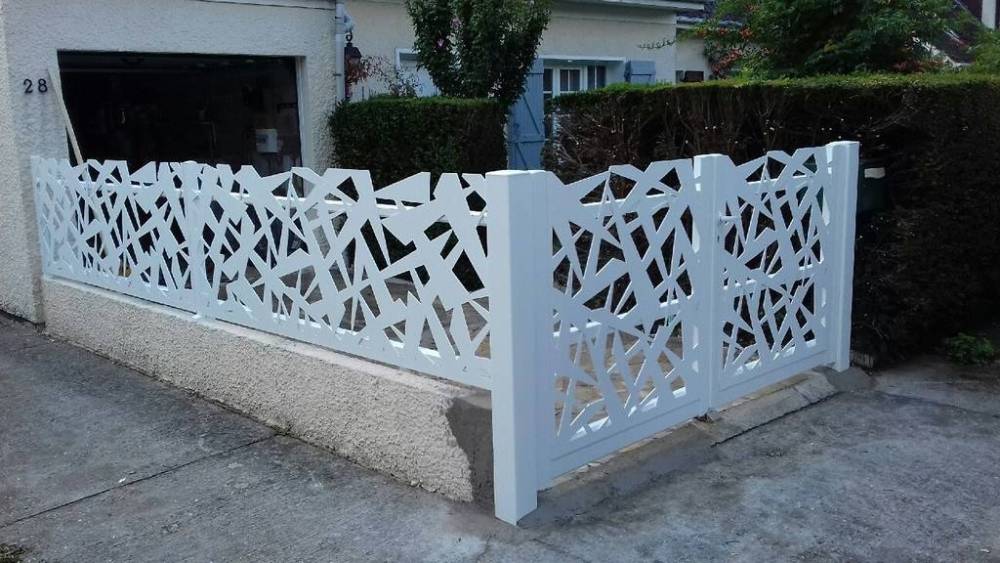 clôture blanche
