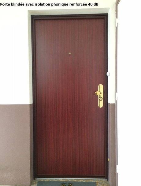 porte blindée rouge