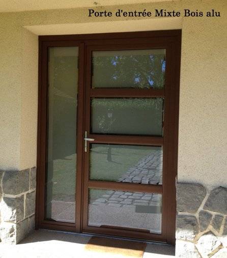 porte avec vitres opaques