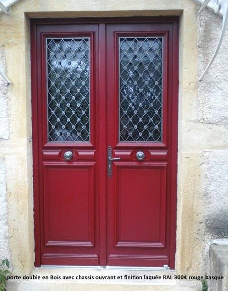 double porte rouge