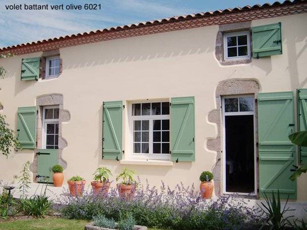 volets battants alu  vert clair